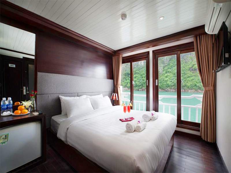 Stellar Cruise - Halong Bay Tour 3 Days 2 Nights Sleep On Boat